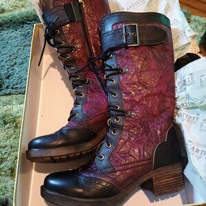 L'artiste boots size 38 burgandy and black